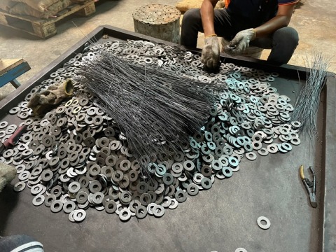 รับชุบชิ้นงานตามสั่ง